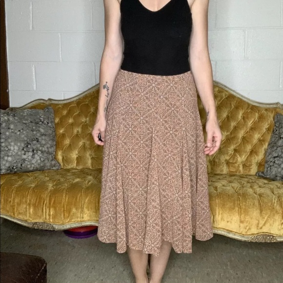 💛 East Fifth Blood Orange /Brown Flowey Skirt - Picture 2 of 8